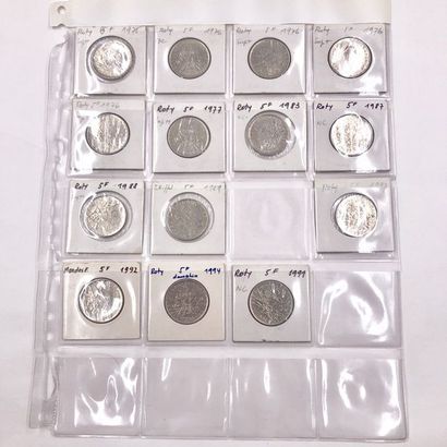 null COLLECTION DE PIECES EN ARGENT comprenant : 

- 30 de 10 Francs datant de 1965...