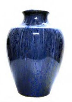 PIERREFONDS Vase balustre en grès, décor de coulures vertes et en camaïeux de bleus,...