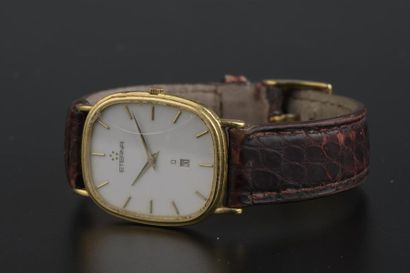 null ETERNA.
Montre bracelet de dame, le boîtier rectangulaire à angles arrondis...