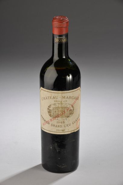 null 1 bouteille Château MARGAUX, 1° cru Margaux 1928 (es, elt, V, couleur du vin...