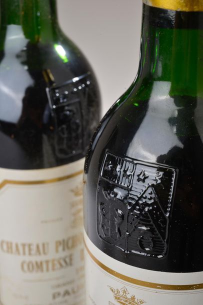 null 2 bouteilles Château PICHON-LONGUEVILLE-COMTESSE, 2° cru Pauillac 1988 (elt,...