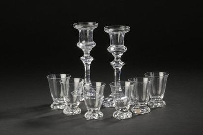 null DAUM France.
Suite de six verres à liqueur en cristal modèle « Kim ».
Haut....