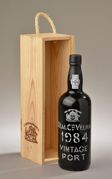 null 1 bouteille PORTO "Vintage", Real Companhia Velha 1984 caisse bois 