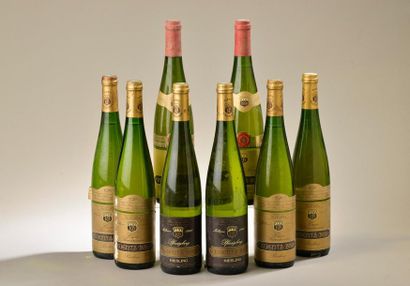 null 8 bouteilles ALSACE Kuentz-Bas (1 Pinot Gris 1996, 7 Riesling dont 1 de 1996,...