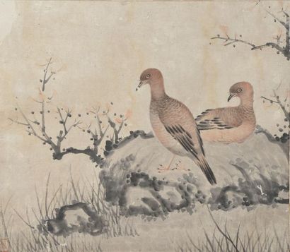 null CHINE - Fin du XIXe siècle.
Panier fleuri et rocher percé.
Peinture sur soie...