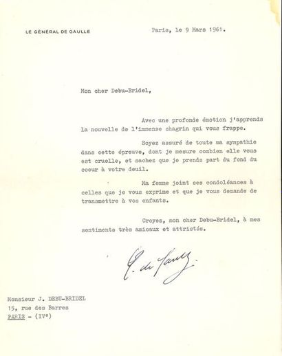 null *Charles de GAULLE. 5 L.S., Paris 1952-1961, à Jacques DEBU-BRIDEL ; 1 page...