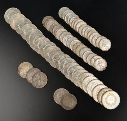 null Lot de pièces comprenant : vingt-et-une pièces en argent de 50 francs Hercule,...