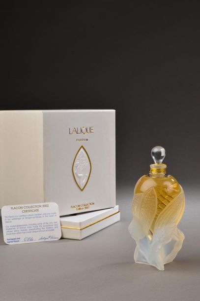 null LALIQUE PARFUMS.
"Les Elfes" (2002).
Présenté dans son coffret en carton gainé...