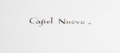 null ITALIE.
Plat creux ovale en porcelaine à décor polychrome du Castel Nuovo dans...