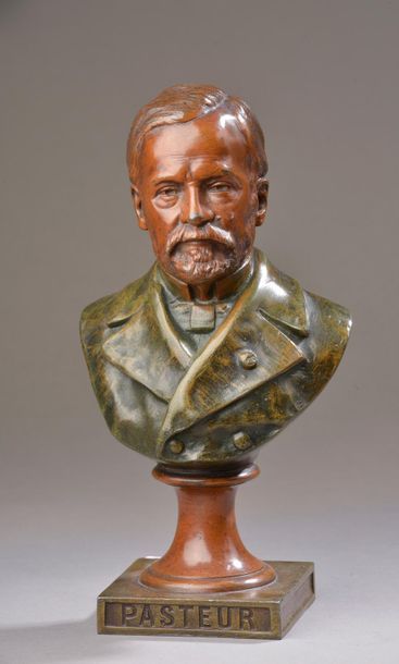 null École française du début du XXe siècle.
Buste de Louis Pasteur sur piédouche...