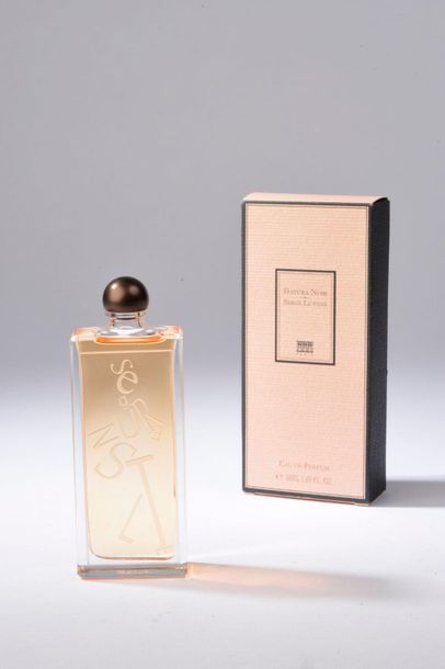 null SERGE LUTENS.


Datura Noir (2002).


Flacon contenant 50 ml d'eau de parfum...