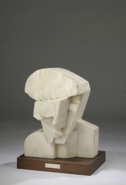 null Anton Michajlovic LAVINSKIJ (1893 - 1968).

Visage cubiste.

Marbre blanc signé...