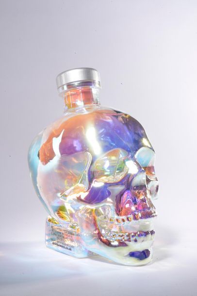 null *10 bouteilles (70 cl) de Vodka Crytal Head Aurora, 40% Vol. Cartonnage.