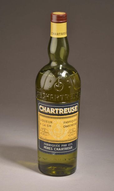null 1 bouteille CHARTREUSE jaune (période 56-64, B) 