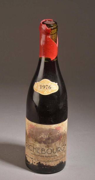 null 1 bouteille RICHEBOURG, C. Noëllat 1976 (ea, et, capsule cire très abîmée) 