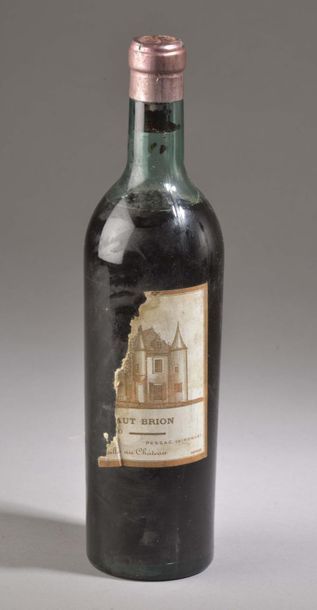 null 1 bouteille Château HAUT-BRION, 1° cru Pessac-Léognan 1940 (eta, en lambeaux,...