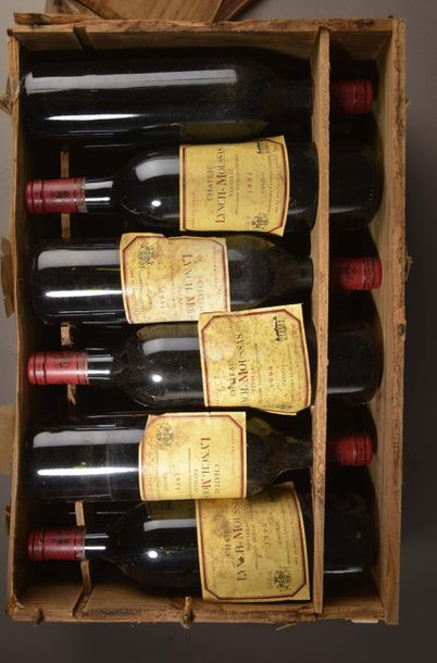 null 12 bouteilles Château LYNCH MOUSSAS, 5° cru Pauillac 1994 (ett, décollées par...