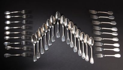 null Eighteen forks and fifteen spoons in silver, net model, the back of the spatula...