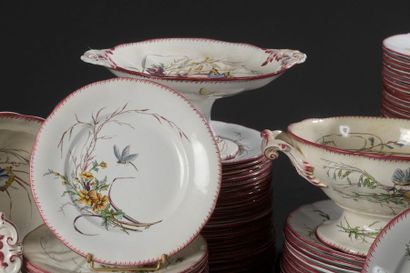 null SARREGUEMINES. 
 Earthenware dinner service part model "Butterfly" with birds...