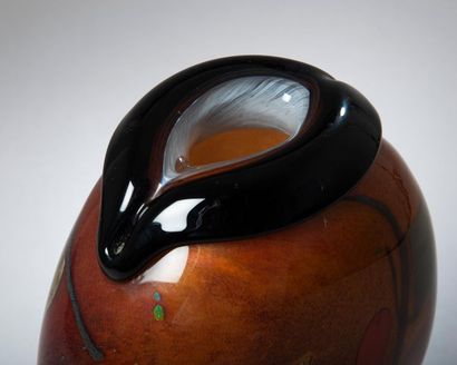 null Robert PIERINI (né en 1950).
Vase ovoïde en verre à panse aplatie et à décor...