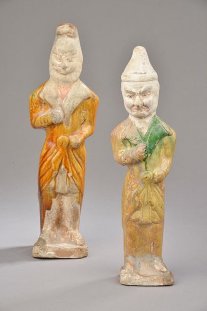 CHINE, époque TANG (618 - 907).
Deux statuettes...