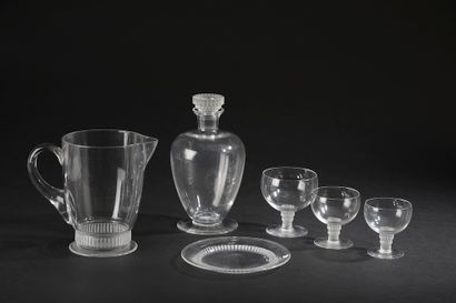 null 
René LALIQUE (1860-1945). 

Partie de service de verres modèle "Bambou" en...
