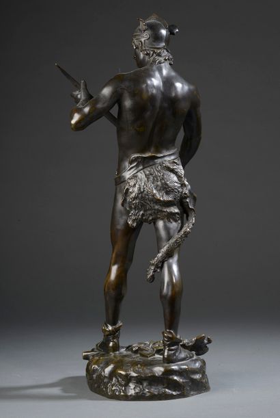 null 
André-Paul-Arthur MASSOULLE (1851-1901). 

Le gaulois vainqueur. 

Bronze à...