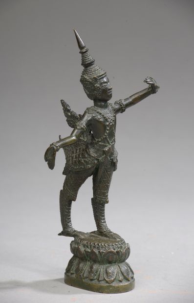 null CAMBODIA, late 19th, early 20th century.

Two bronze statuettes with dark patina...