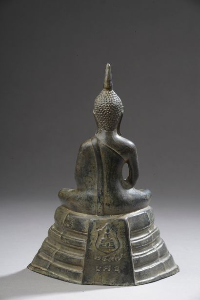 null THAILAND - XXth century.

Bronze statuette of a Buddha sitting in padmasana...