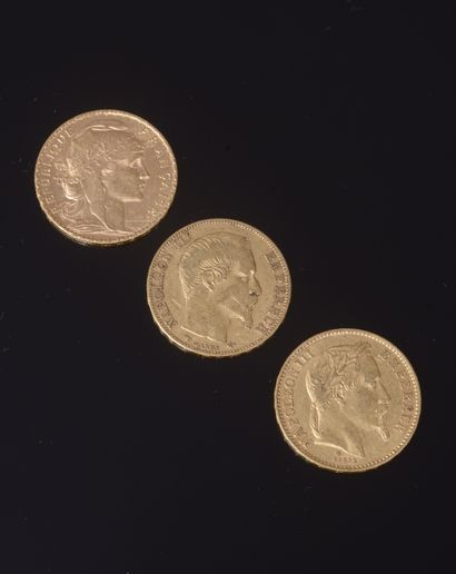 null 
Ensemble de trois 20 Francs français en or comprenant : 




- Napoleon III,...