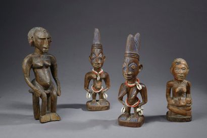null Statuette féminine en bois sculpté (fentes).

Bambara, Mali.

Haut. : 30 cm



On...