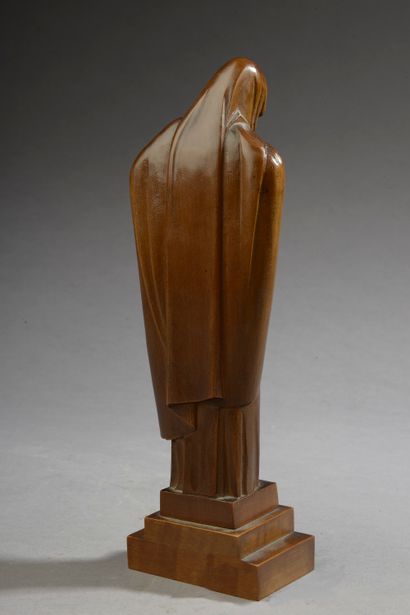 null Lucienne Antoinette HEUVELMANS (1885-1944).

Mahogany and ivory group representing...