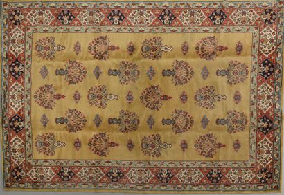 null Rectangular mechanical oriental wool carpet, the central field with polychrome...