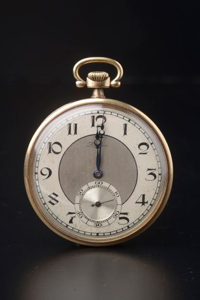 null LONGINES.

18k yellow gold pocket watch, plain back, grey dial with Arabic numerals...