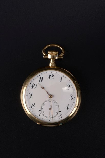 null 18k yellow gold pocket watch with plain back, white enamelled dial with Arabic...