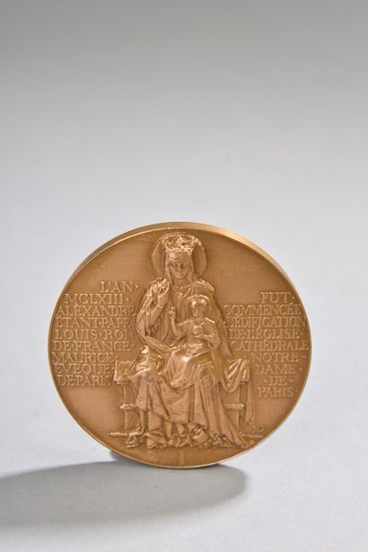 null H. DROPSY.





 "VIIIe centenaire de Notre Dame de Paris, 1163-1963", médaille...