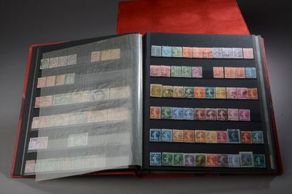 null Principalement France. Émissions 1900/1980 : timbres oblitérés de faible valeur,...