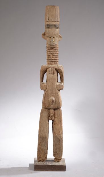 null Large IGBO "alusi" statue, Nigeria. 



Wood very eroded on the back.



Height...