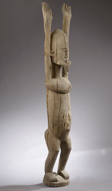 null Imploring figure with arms raised DOGON, Mali. 



Wood.



Height : 156 cm...