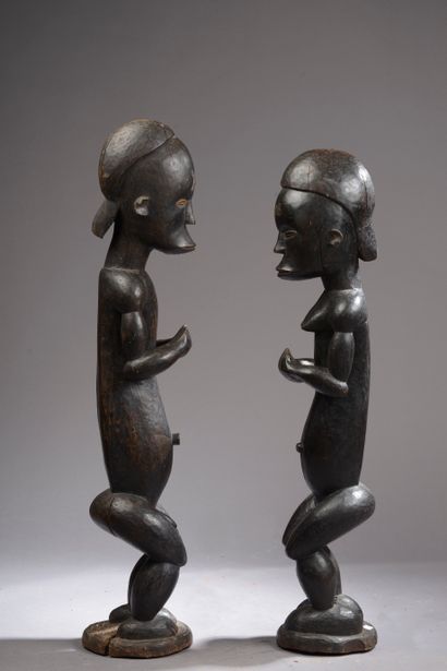 null Couple of offering bearers PAHOUIN / FANG, Cameroon. 

Wood.

Height : 96 and...