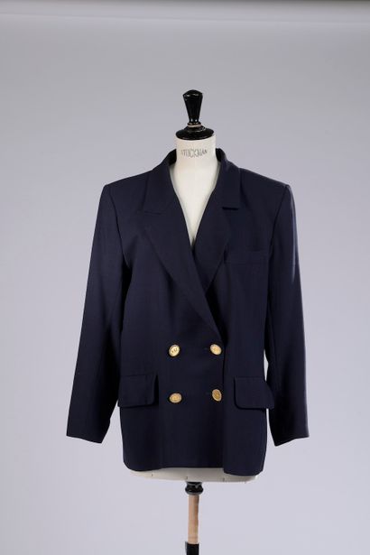 null YVES SAINT LAURENT.

Blazer ligne "Variation" en laine bleu marine, col cranté,...