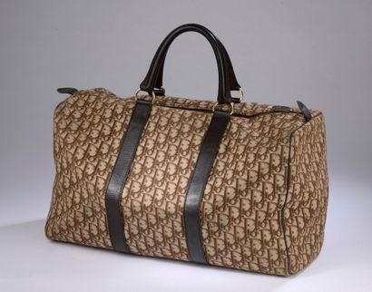 null *CHRISTIAN DIOR.

Weekend bag in monogrammed canvas and brown leather, double...