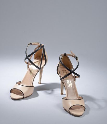 null *DVF - Diane Von Fürstenberg.

Size 36,5, "anaïs nude" heels sandals (543).