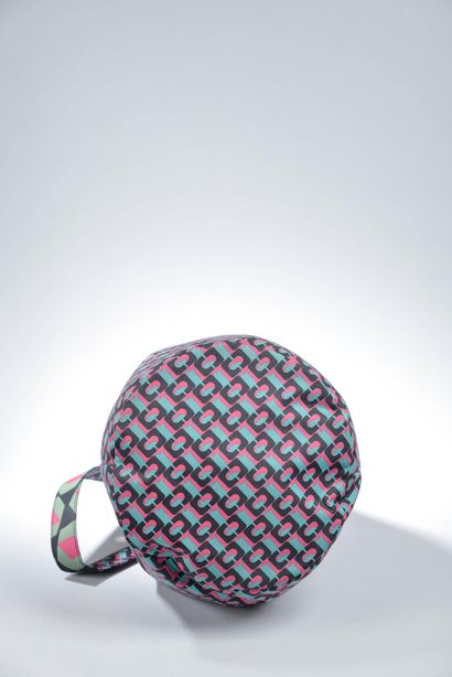 null DVF - Diane Von Fürstenberg.

Set including: large reversible "hexagon" purse...