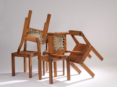 null 
Pierre CHAPO (1927-1987), published by SELTZ.




Suite of six chairs model...