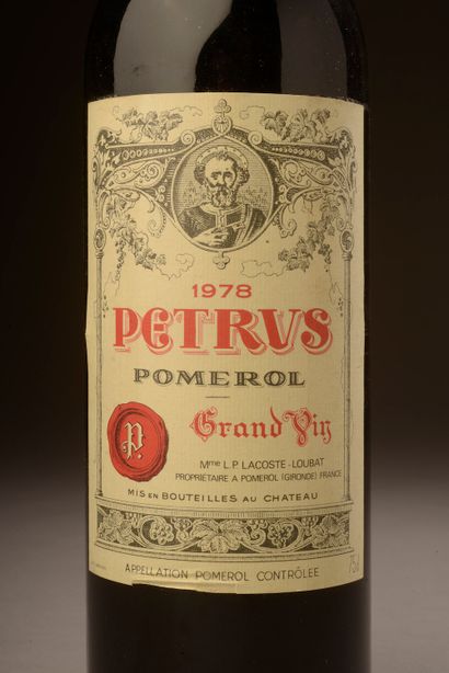 null 1 bouteille PETRUS, Pomerol 1978 (etla, LB, accroc à la capsule)