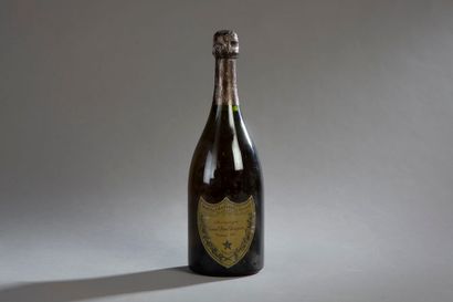 null 1 bottle CHAMPAGNE "Dom Pérignon", Moët Chandon 1970 (es, ela, J)