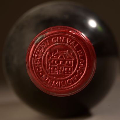 null 1 bouteille Château CHEVAL-BLANC, 1° Grand Cru St-Émilion 1997 (els)