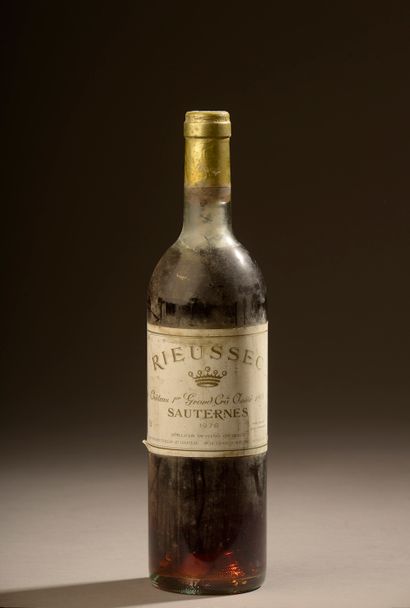 1 bouteille Château RIEUSSEC, 1° cru Sauternes...