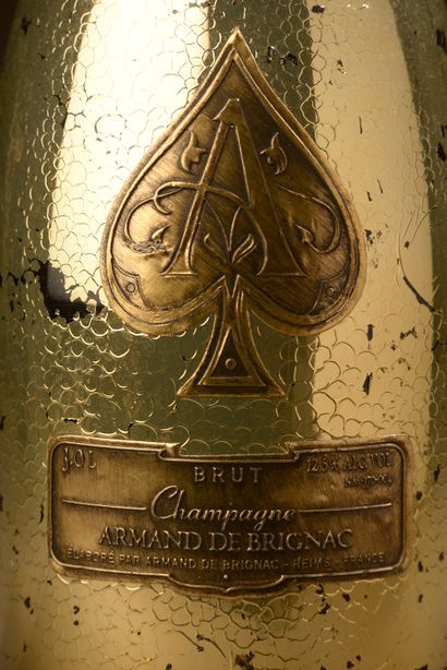 null 1 jéroboam CHAMPAGNE "Ace of Spades", Armand de Brignac (revêtement abîmé)